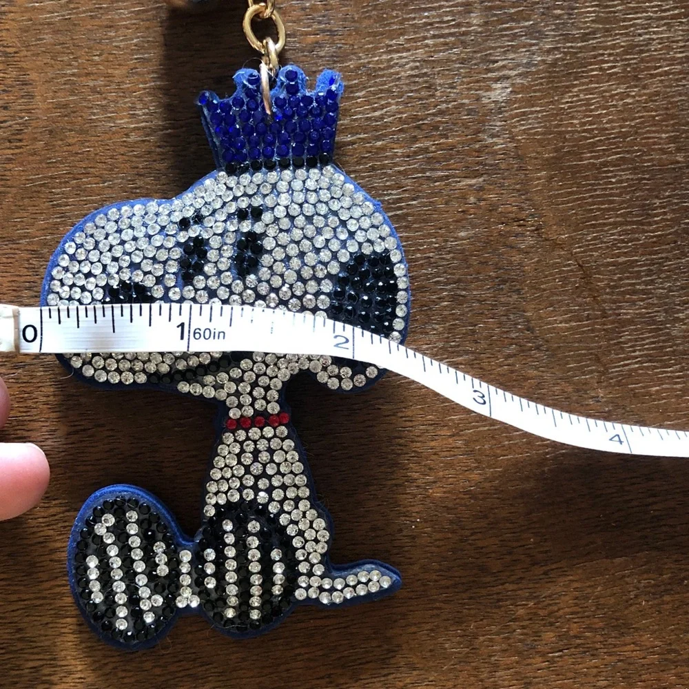 NWOT Rhinestone Snoopy Keychain/Clip Charm - Picture 9 of 9
